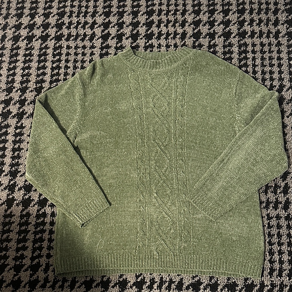 Elegant Olive Cable Knit Sweater